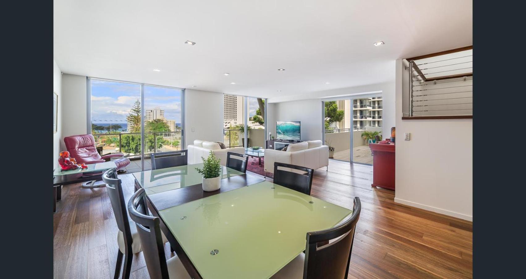 Trilogy 4* Surfers Paradise